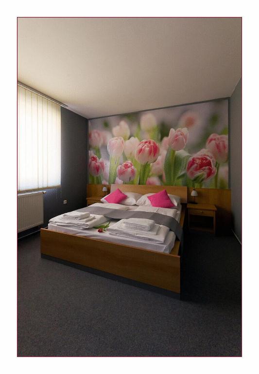 Hotel Imos Břeclav Oda fotoğraf
